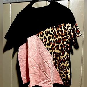 Pink & cheetah color block tshirt